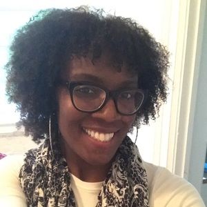 Meet your Posher, Genesa